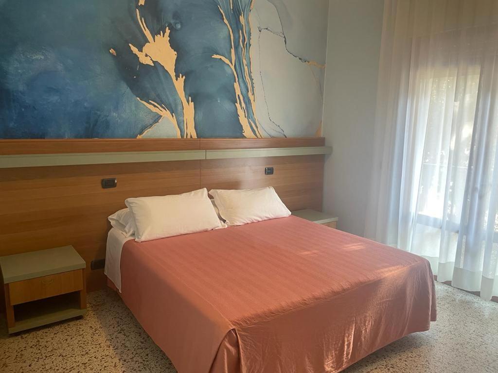 Hotel Pine Beach Розолина-Маре Экстерьер фото