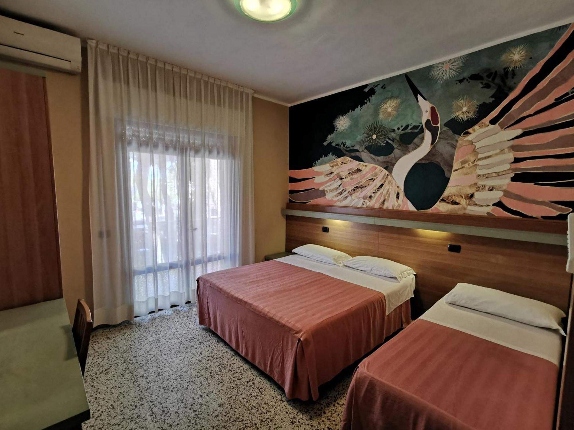 Hotel Pine Beach Розолина-Маре Экстерьер фото